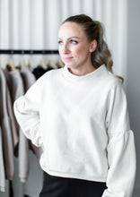 Load image into Gallery viewer, Emmi Cropped Sweater - Natural
